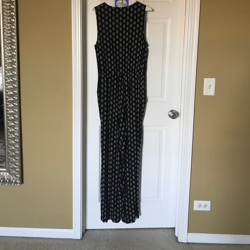 Romper - Picture 2 of 3